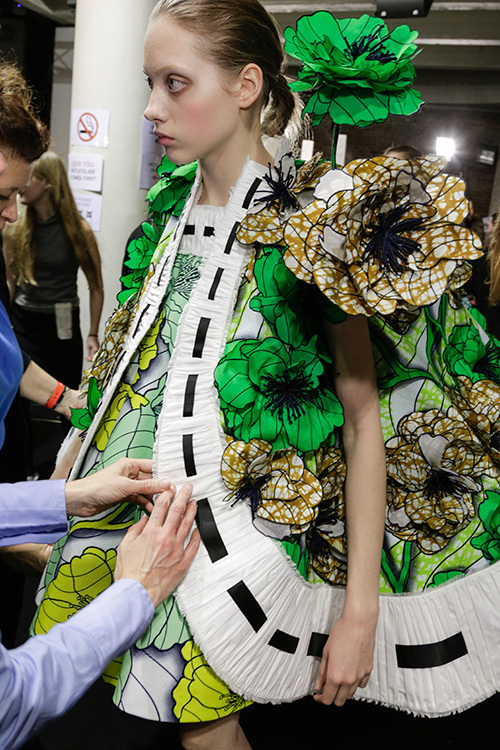 ヴィクター＆ロルフ オートクチュール(VIKTOR & ROLF Haute Couture) 2015年春夏バックステージ - バックステージ画像9