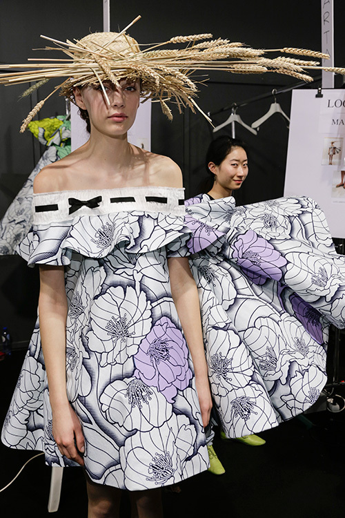 ヴィクター＆ロルフ オートクチュール(VIKTOR & ROLF Haute Couture) 2015年春夏バックステージ - バックステージ画像13