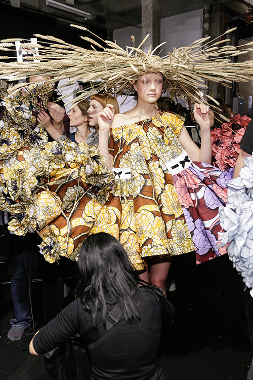 ヴィクター＆ロルフ オートクチュール(VIKTOR & ROLF Haute Couture) 2015年春夏バックステージ - バックステージ画像26
