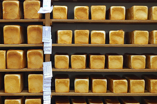ドキュメンタリー映画『74歳のペリカンはパンを売る。』浅草の老舗パン屋「ペリカン」の魅力に迫る | 写真
