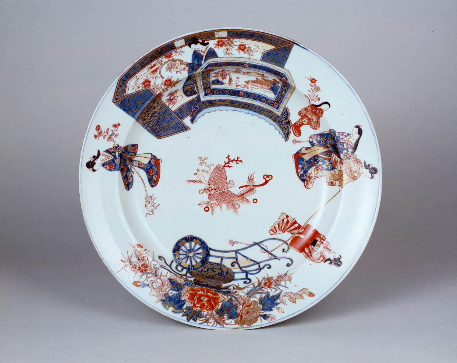 色絵風俗絵図平鉢 古伊万里金襴手 1700～1740年代