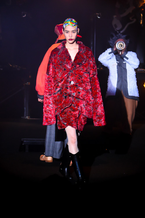 ノゾミ イシグロ オートクチュール(NOZOMI ISHIGURO Haute Couture) 2014-15年秋冬ウィメンズコレクション  - 写真21