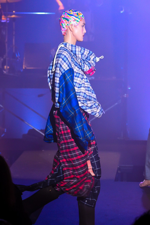 ノゾミ イシグロ オートクチュール(NOZOMI ISHIGURO Haute Couture) 2014-15年秋冬ウィメンズコレクション  - 写真30