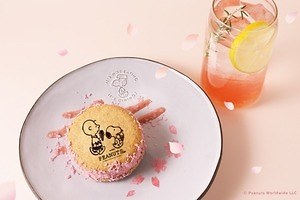 ピーナッツ カフェ24年春限定メニュー、“スヌーピー×桜”のアイスサンドクッキーやドリンクなど