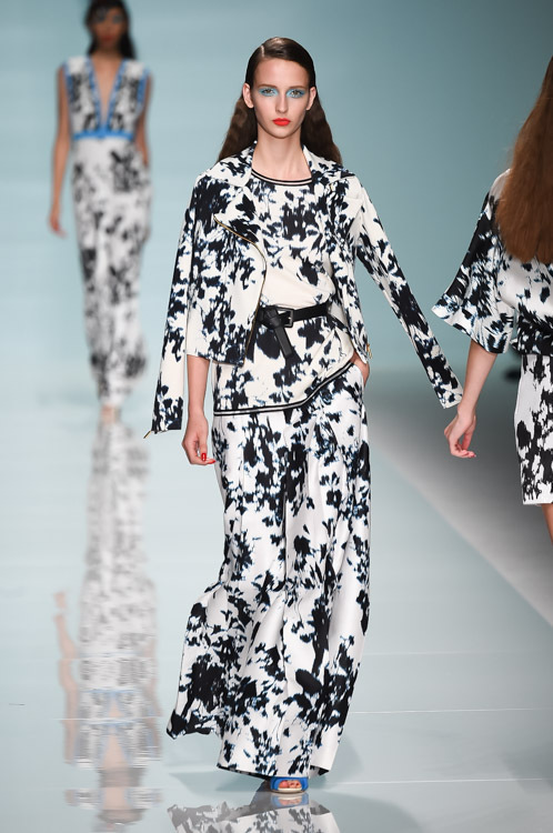 エマニュエル ウンガロ(Emanuel Ungaro) 2015年春夏ウィメンズコレクション  - 写真63