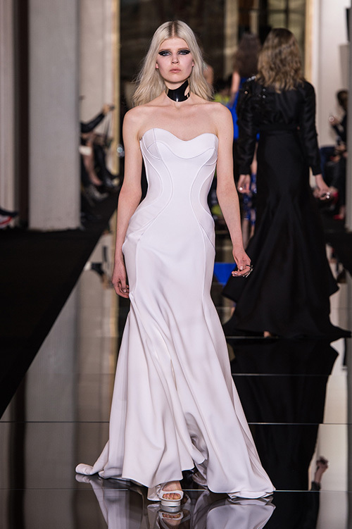 アトリエ ヴェルサーチェ オートクチュール(Atelier Versace Haute Couture) 2015年春夏ウィメンズコレクション  - 写真19
