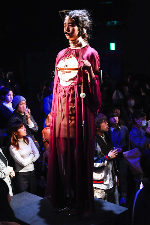 ミキオサカベ＆リトゥン山縣が率いる「東京ニューエイジ」、ファッションショーを開催｜写真11