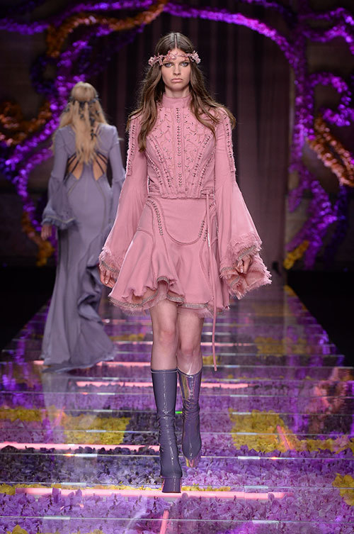 アトリエ ヴェルサーチェ オートクチュール(Atelier Versace Haute Couture) 2015-16年秋冬ウィメンズコレクション  - 写真2