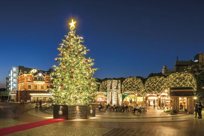 恵比寿ガーデンプレイスのクリスマス - バカラ世界最大のシャンデリアやマルシェ｜写真3