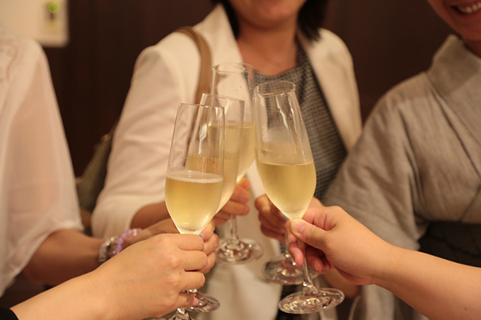 街中がフェス会場！世界のスパークリングワイン100種を楽しむ街フェスが、首都圏・関西・福岡に｜写真9