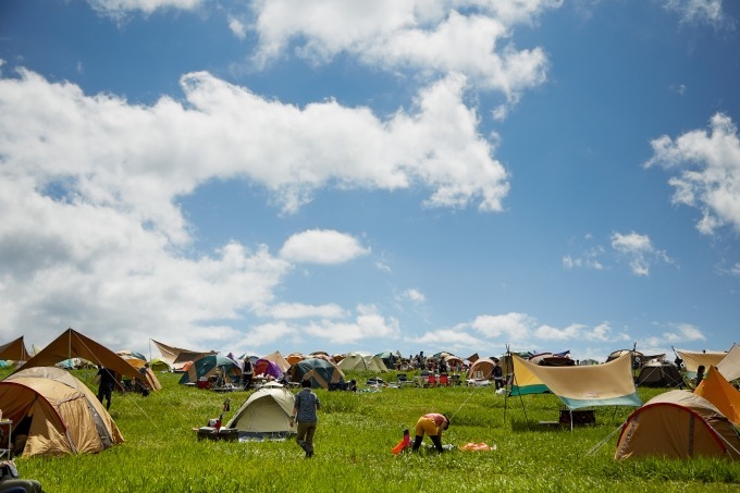 アーバンリサーチ主催のキャンプフェスが群馬で - 熱気球やLeeによるタイダイ染め体験｜写真36