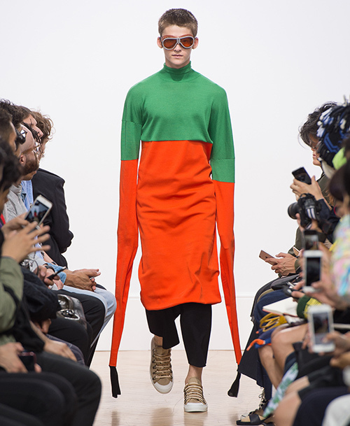 ジェイ ダブリュー アンダーソン(JW Anderson) 2017年春夏メンズコレクション  - 写真26