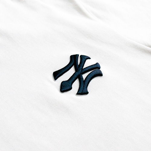 エフィレボル、10周年を記念してNYシリーズを限定復刻 - ヤンキースのロゴをモチーフに｜写真31