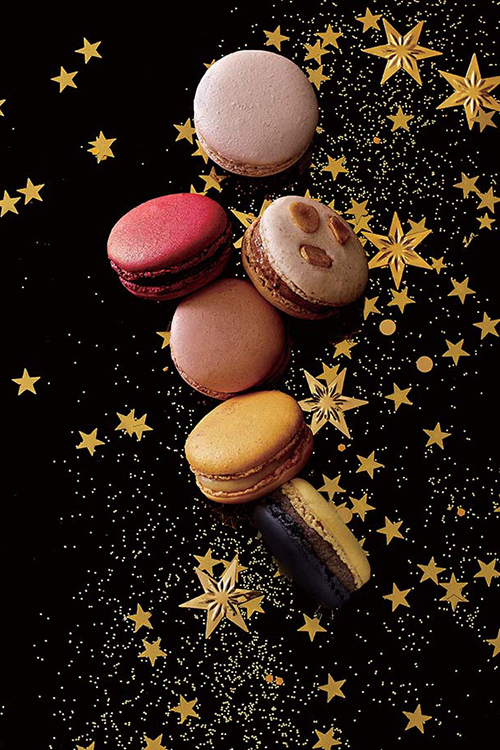 ピエール・エルメ・パリのクリスマスコレクション - 星を散りばめたケーキ、ニコラ・ビュフとのコラボも｜写真1