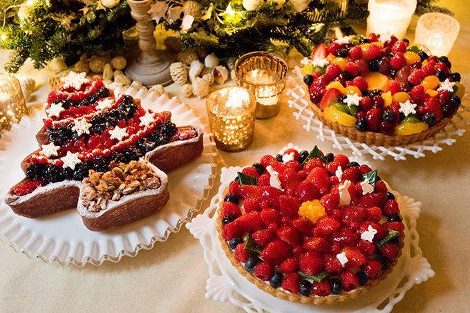 キル フェ ボン 2016年クリスマスケーキ、ツリー・リース・ポインセチアをイメージした特別なタルト｜写真1
