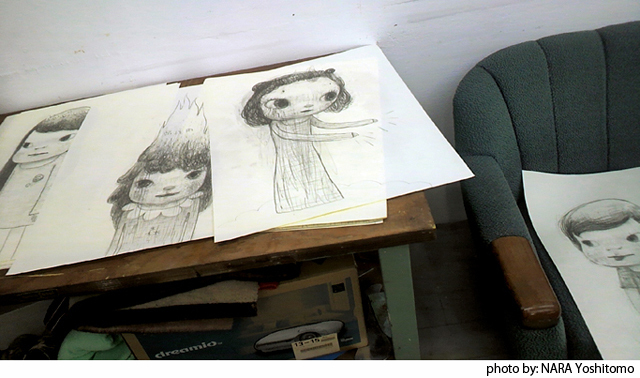 奈良美智が横浜美術館で個展「奈良美智：君や 僕に ちょっと似ている」開催 - ブロンズ彫刻や新作披露｜写真8