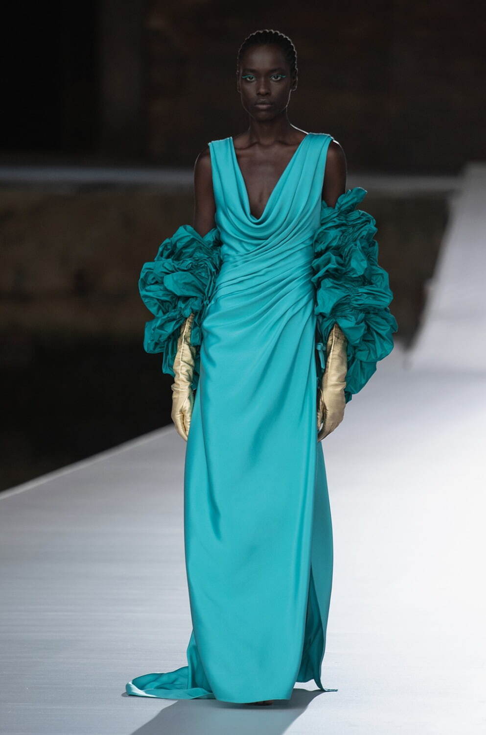 ヴァレンティノ オートクチュール(VALENTINO Haute Couture ) 2021-22年秋冬ウィメンズ&メンズコレクション  - 写真64