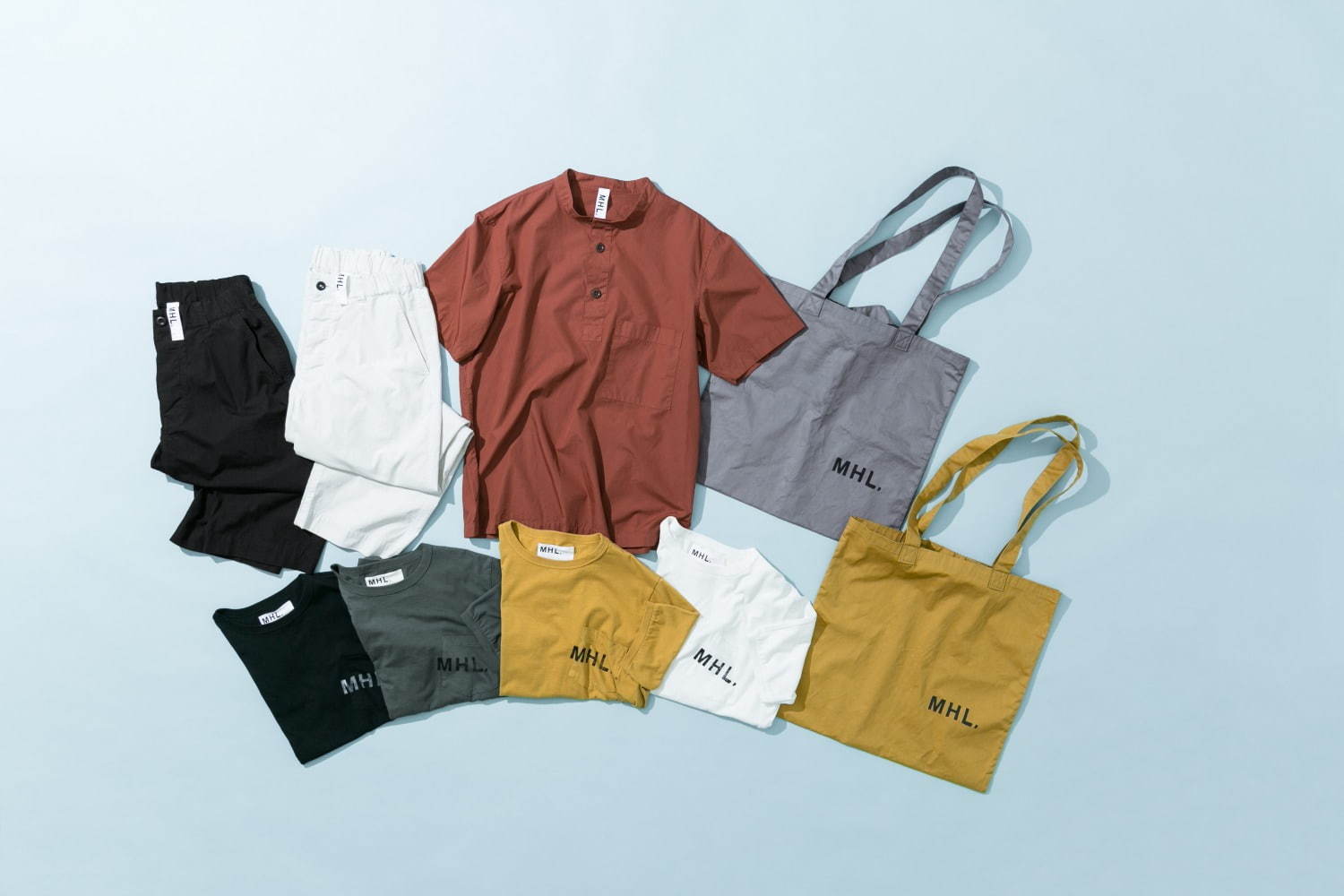 MHL×アーバンリサーチのコラボ、ロゴプリントTシャツやトートバッグ｜写真1