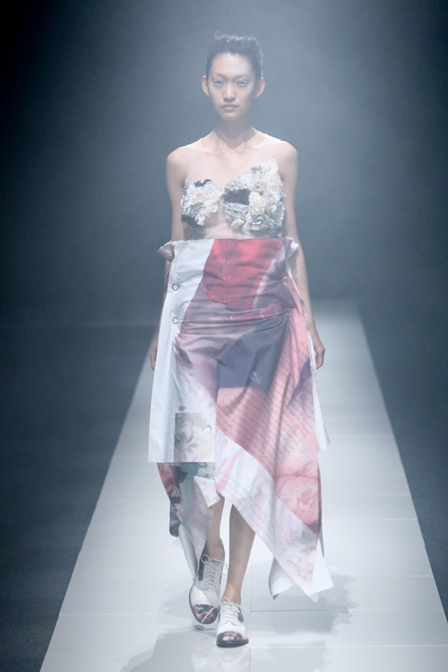 ノゾミ イシグロ オートクチュール(NOZOMI ISHIGURO Haute Couture) 2013年春夏ウィメンズコレクション シルエット - 写真2