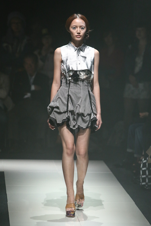ノゾミ イシグロ オートクチュール(NOZOMI ISHIGURO Haute Couture) 2013年春夏ウィメンズコレクション  - 写真48