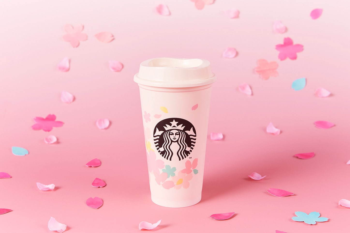 スターバックス“桜”を描いたリユーザルカップ