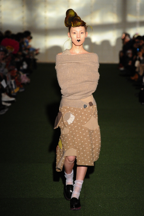ノゾミ イシグロ オートクチュール(NOZOMI ISHIGURO Haute Couture) 2013-14年秋冬ウィメンズコレクション  - 写真2