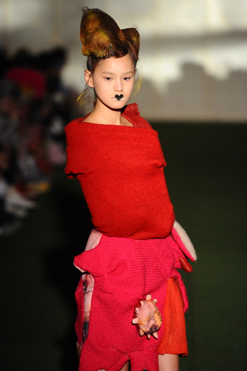 ノゾミ イシグロ オートクチュール(NOZOMI ISHIGURO Haute Couture) 2013-14年秋冬ウィメンズコレクション  - 写真5