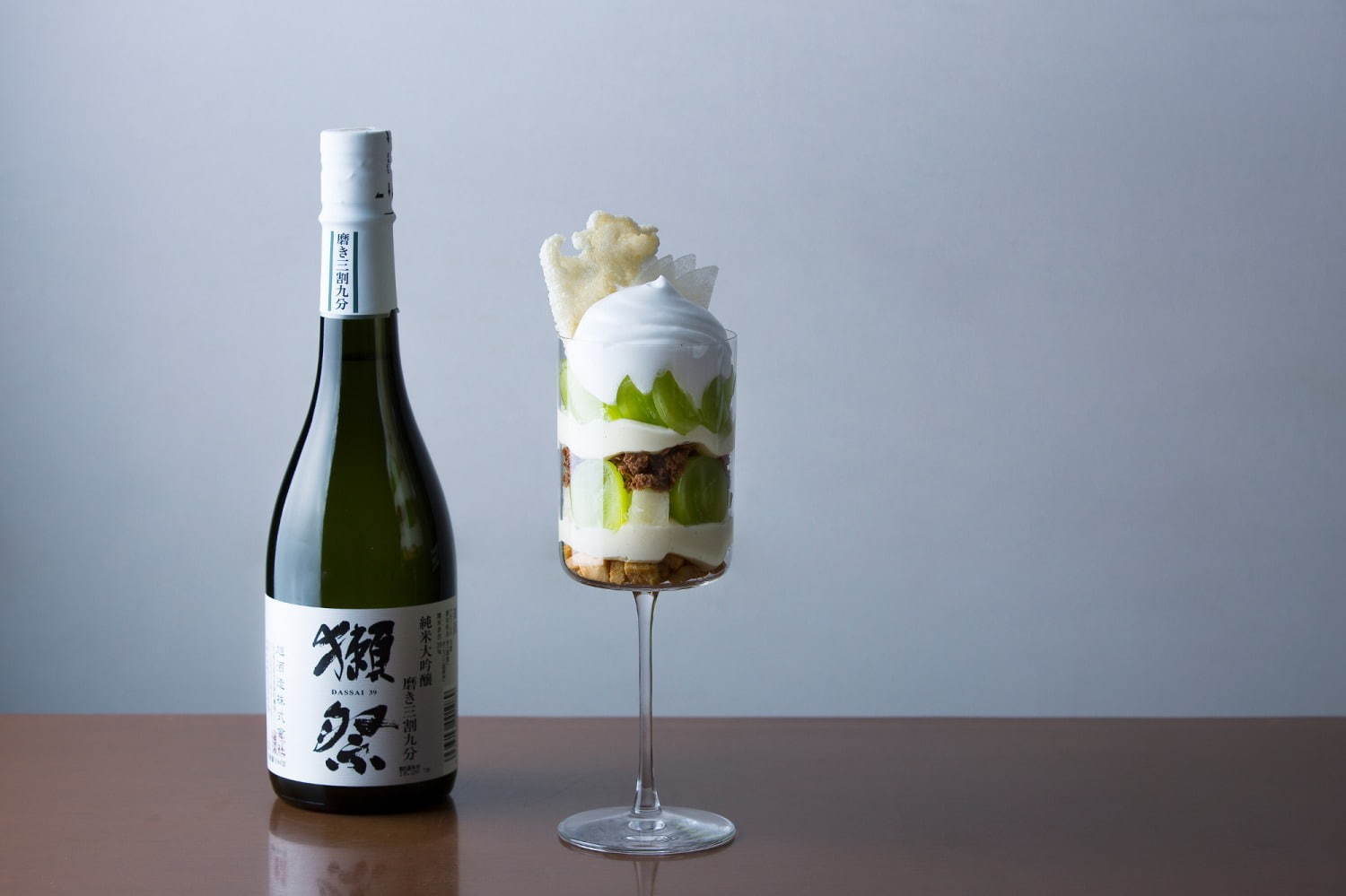 日本酒「獺祭」パフェ、シャインマスカットと和梨を併せて - 東京・小笠原伯爵邸で｜写真1