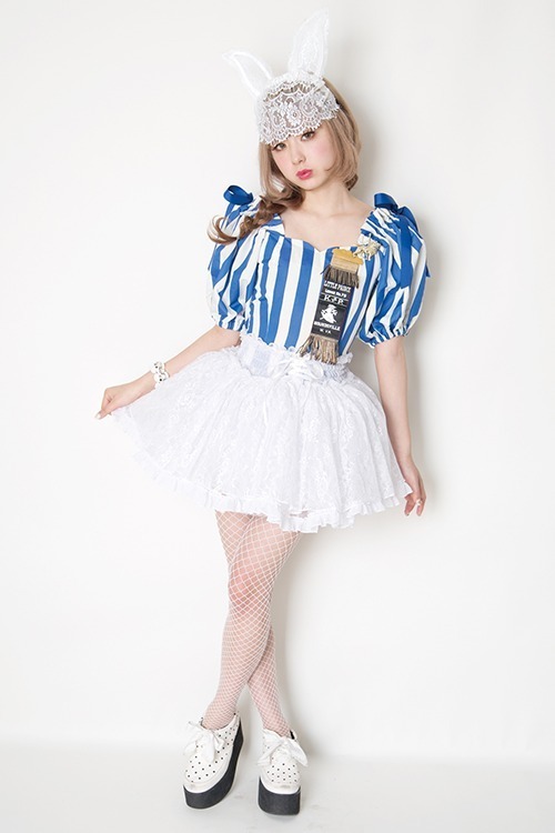 原宿系モデルAMOが手がける新ブランド ‐ デイリーファッションにコスプレ要素をミックス！｜写真5