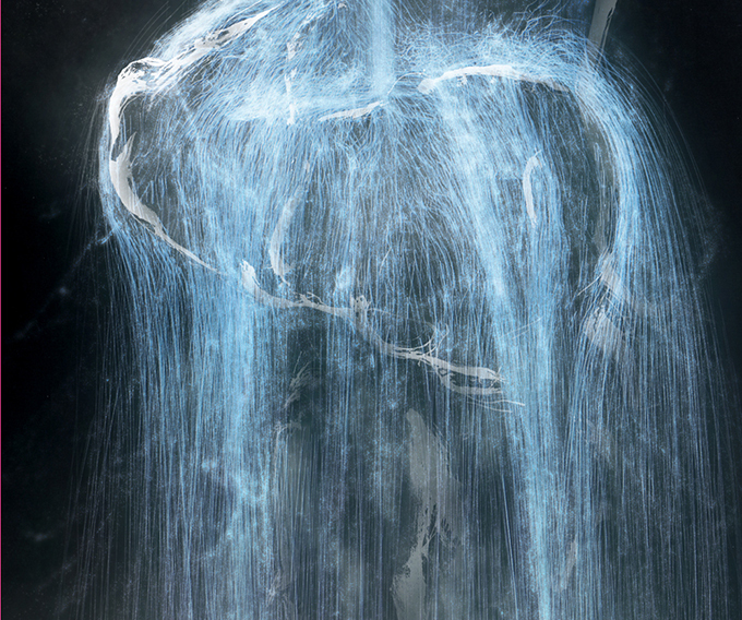 チームラボ、大阪・堂島で新作デジタルアート「憑依する滝」を披露｜写真2