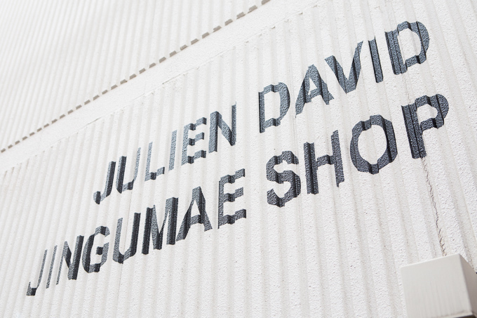 ジュリアン デイヴィッドが世界初となる路面店を東京・神宮前にオープン｜写真1