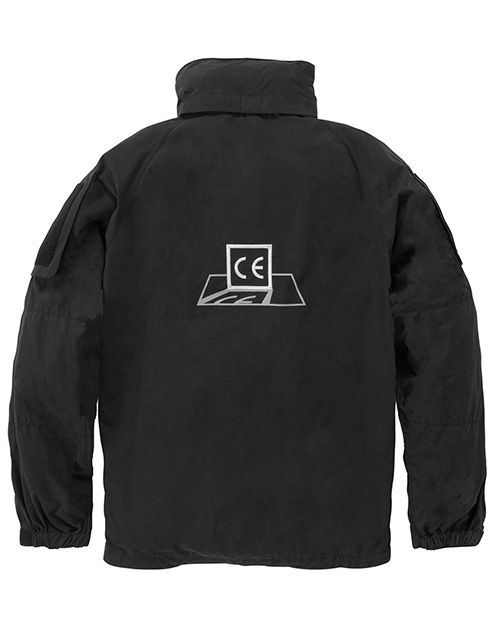 ザ・コンテンポラリー・フィックスにC.Eの限定ショップ ‐ ブラックのミリタリージャケット発売｜写真2