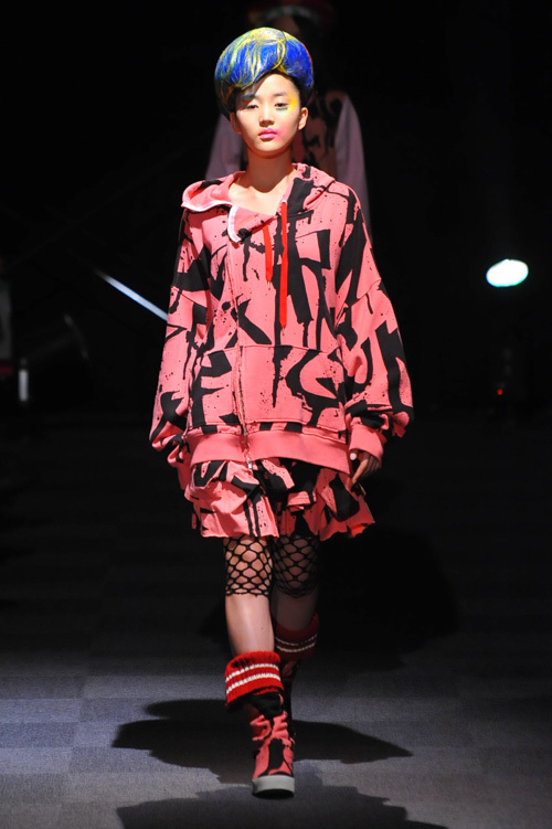 ノゾミ イシグロ タンバリン＆オートクチュール(NOZOMI ISHIGURO Haute Couture & tambourine) 2014年春夏ウィメンズ&メンズコレクション  - 写真3