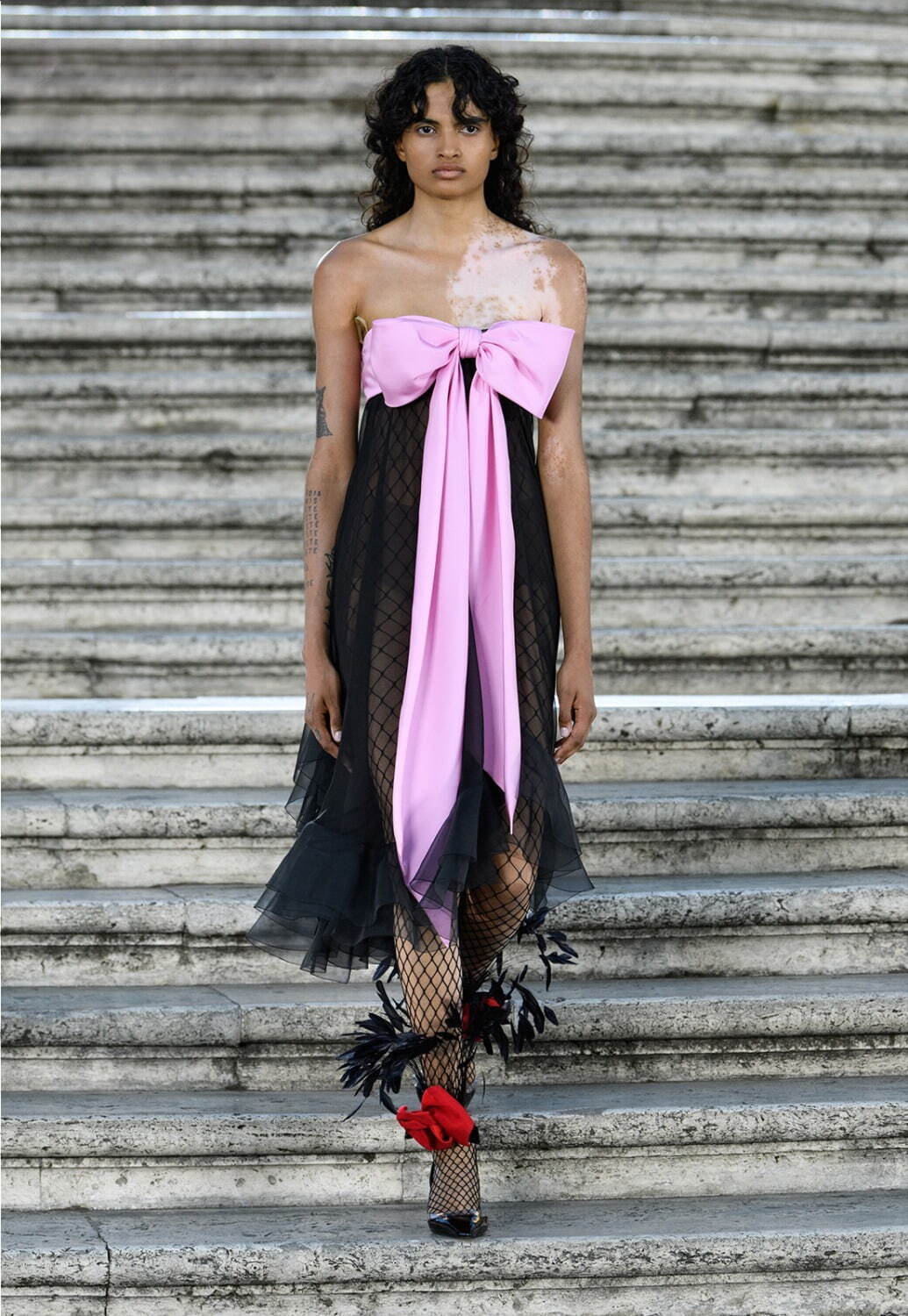 ヴァレンティノ オートクチュール(VALENTINO Haute Couture ) 2022-23年秋冬ウィメンズコレクション  - 写真21