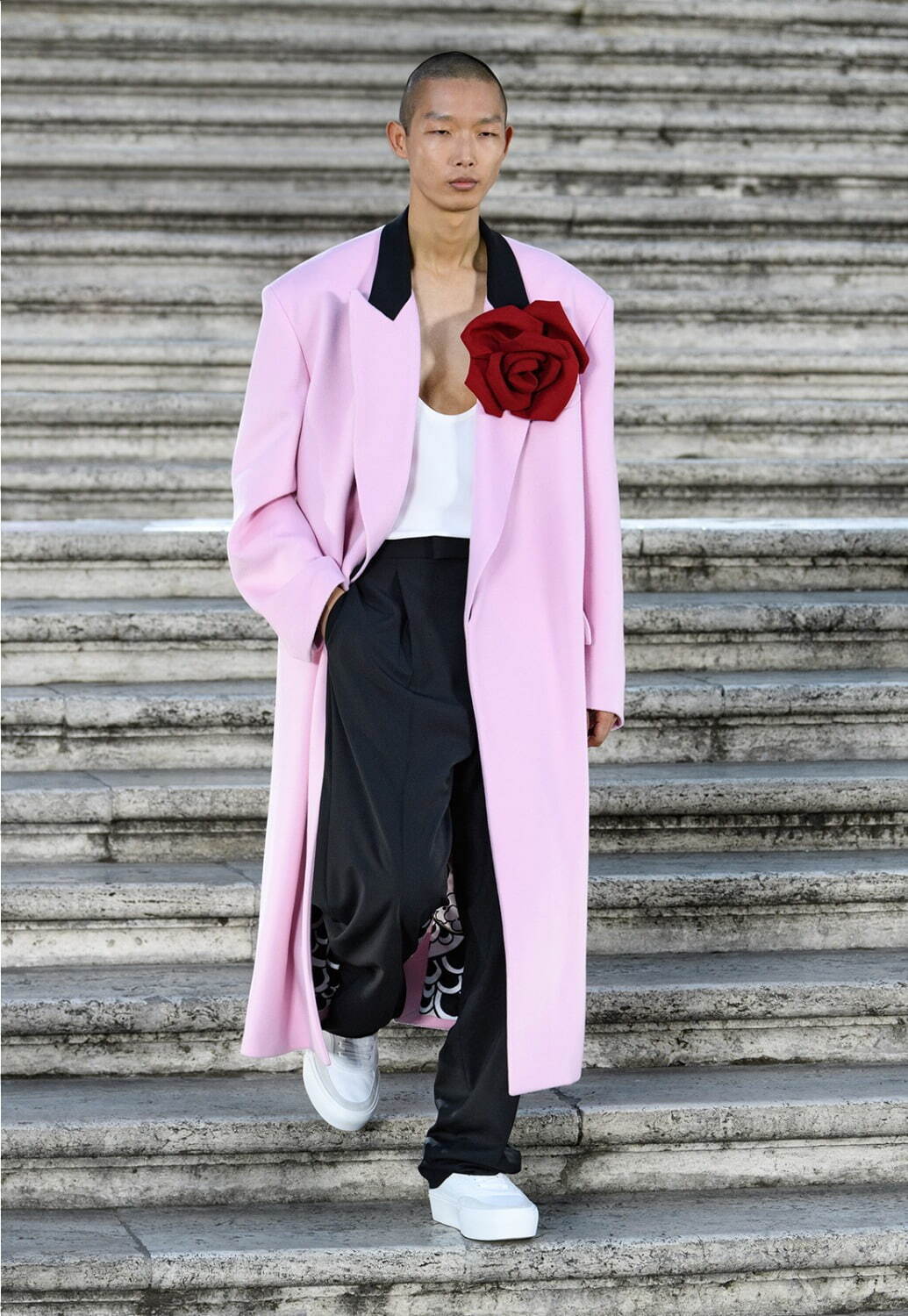 ヴァレンティノ オートクチュール(VALENTINO Haute Couture ) 2022-23年秋冬ウィメンズコレクション  - 写真22