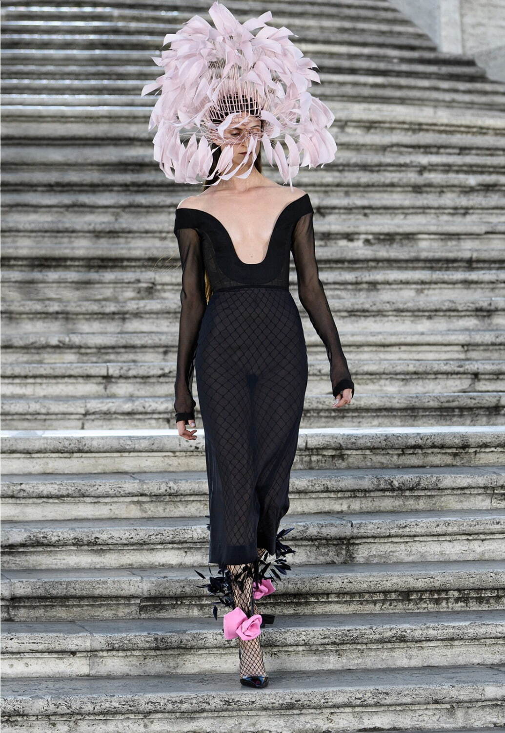 ヴァレンティノ オートクチュール(VALENTINO Haute Couture ) 2022-23年秋冬ウィメンズコレクション  - 写真31