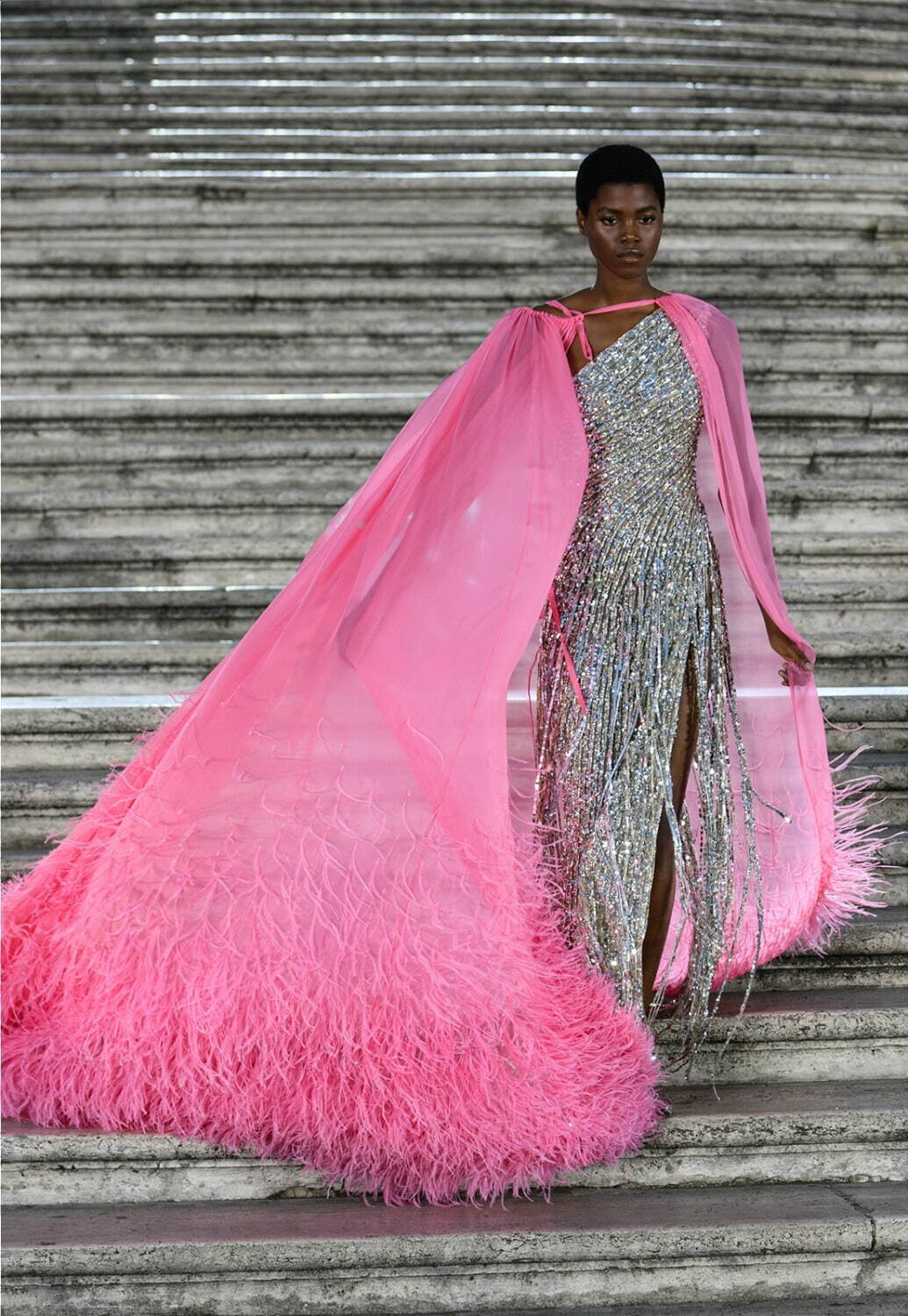 ヴァレンティノ オートクチュール(VALENTINO Haute Couture ) 2022-23年秋冬ウィメンズコレクション  - 写真95