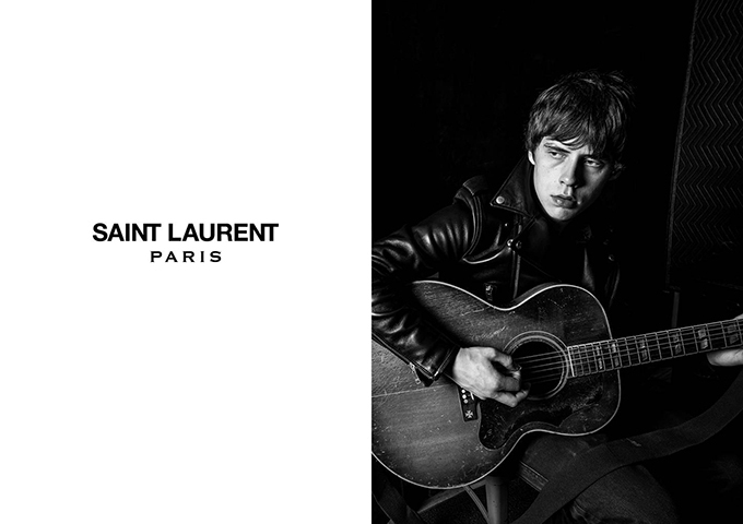 ジェイク・バグ、サンローランの広告ビジュアルに - 自身のアルバムジャケットでも着用｜写真2