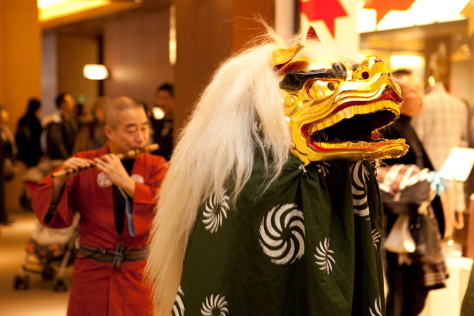 干支「午(うま)」にちなんだ東京ミッドタウンのお正月 - 巨大絵馬や振る舞い酒などイベント多数開催｜写真5
