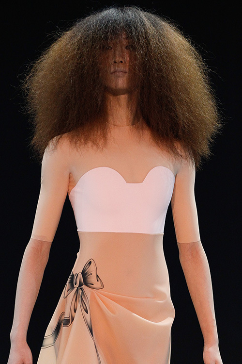 ヴィクター＆ロルフ オートクチュール(VIKTOR & ROLF Haute Couture) 2014年春夏ウィメンズコレクション  - 写真21