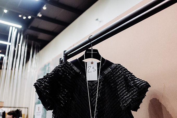 ガレス ピュー(Gareth Pugh) 2015-16年秋冬バックステージ - 写真24