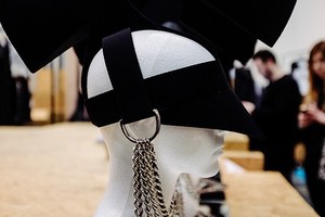 ガレス ピュー(Gareth Pugh) 2015-16年秋冬バックステージ - 写真12