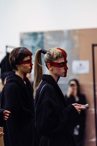 ガレス ピュー(Gareth Pugh) 2015-16年秋冬バックステージ - 写真65