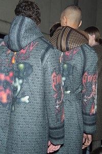 ジバンシィ バイ リカルド ティッシ (Givenchy by Riccardo Tisci) 2016-17年秋冬 バックステージ - 写真52