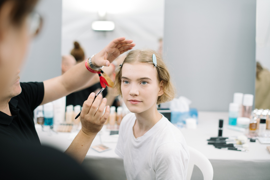 ディオール オートクチュール(DIOR Haute Couture) 2018-19年秋冬バックステージ - 写真30