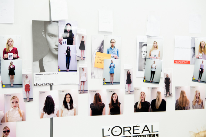 コニー・フルーネヴェーフェン 2013-14年秋冬<span>コレクション</span> <span>バックステージ</span> - バックステージ画像14
