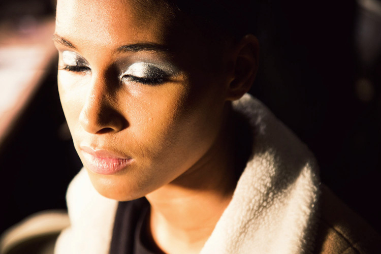ダナ キャラン(DONNA KARAN) 2014-15年秋冬バックステージ - 写真9