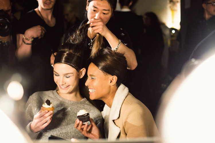 ダナ キャラン(DONNA KARAN) 2014-15年秋冬バックステージ - 写真24