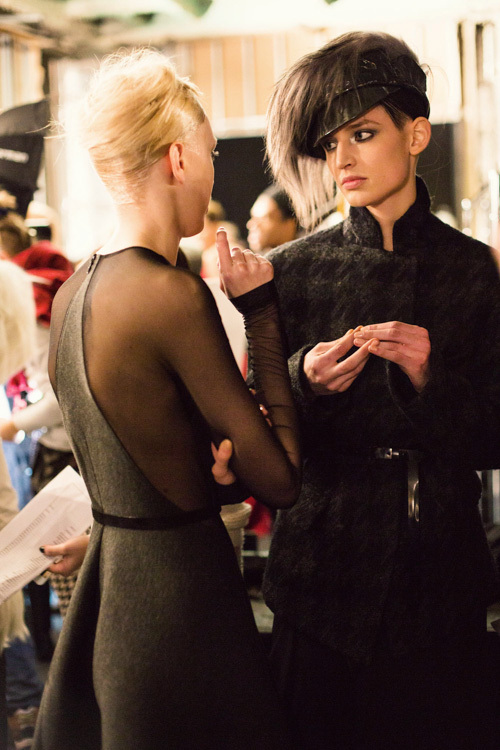 ダナ キャラン(DONNA KARAN) 2014-15年秋冬バックステージ - 写真35