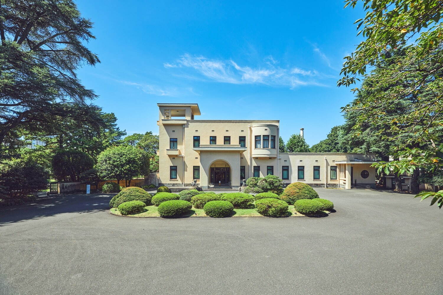 東京都庭園美術館 (TOKYO METROPOLITAN TEIEN ART MUSEUM